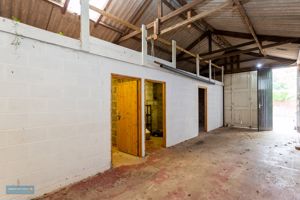 Photo 19- click for photo gallery